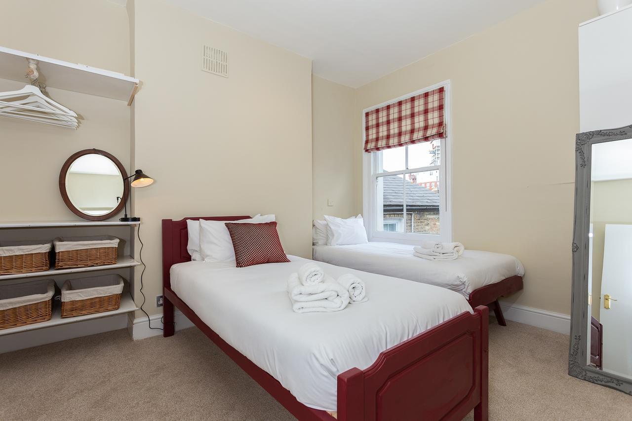 Quaint 2 Bedroom Flat - 9 Minutes Walk To Vauxhall Tube Лондон Экстерьер фото